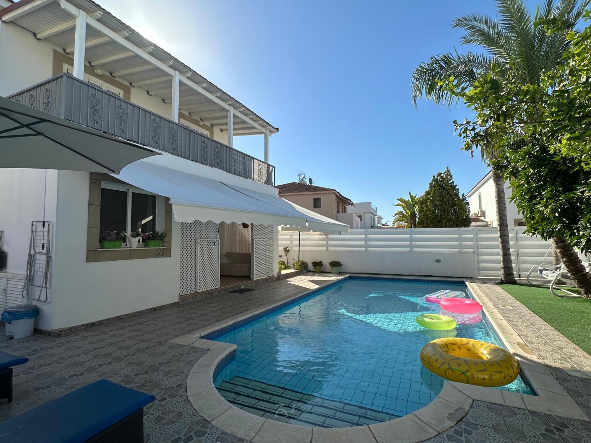 Villa Andy-350 M From The Beach Lárnaca Exterior foto